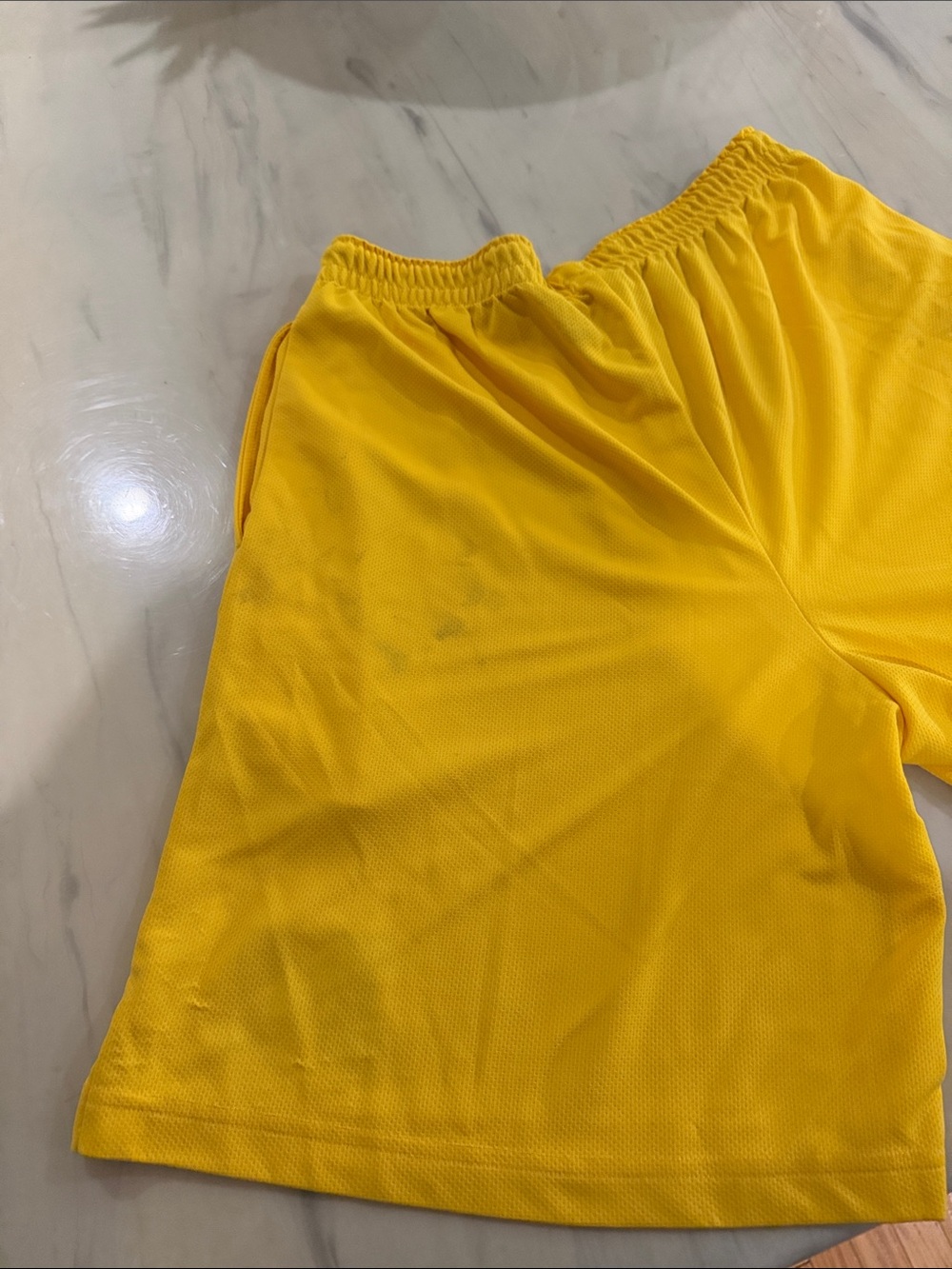 Champion Men’s Yellow Athletic Mesh Shorts with Navy M Michigan Wolverines logo - Picture 3 of 4